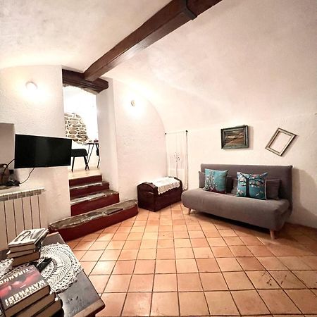 Stecado Caste - Dimora Storica Nel Cuore Del Paese Dolceacqua Dış mekan fotoğraf
