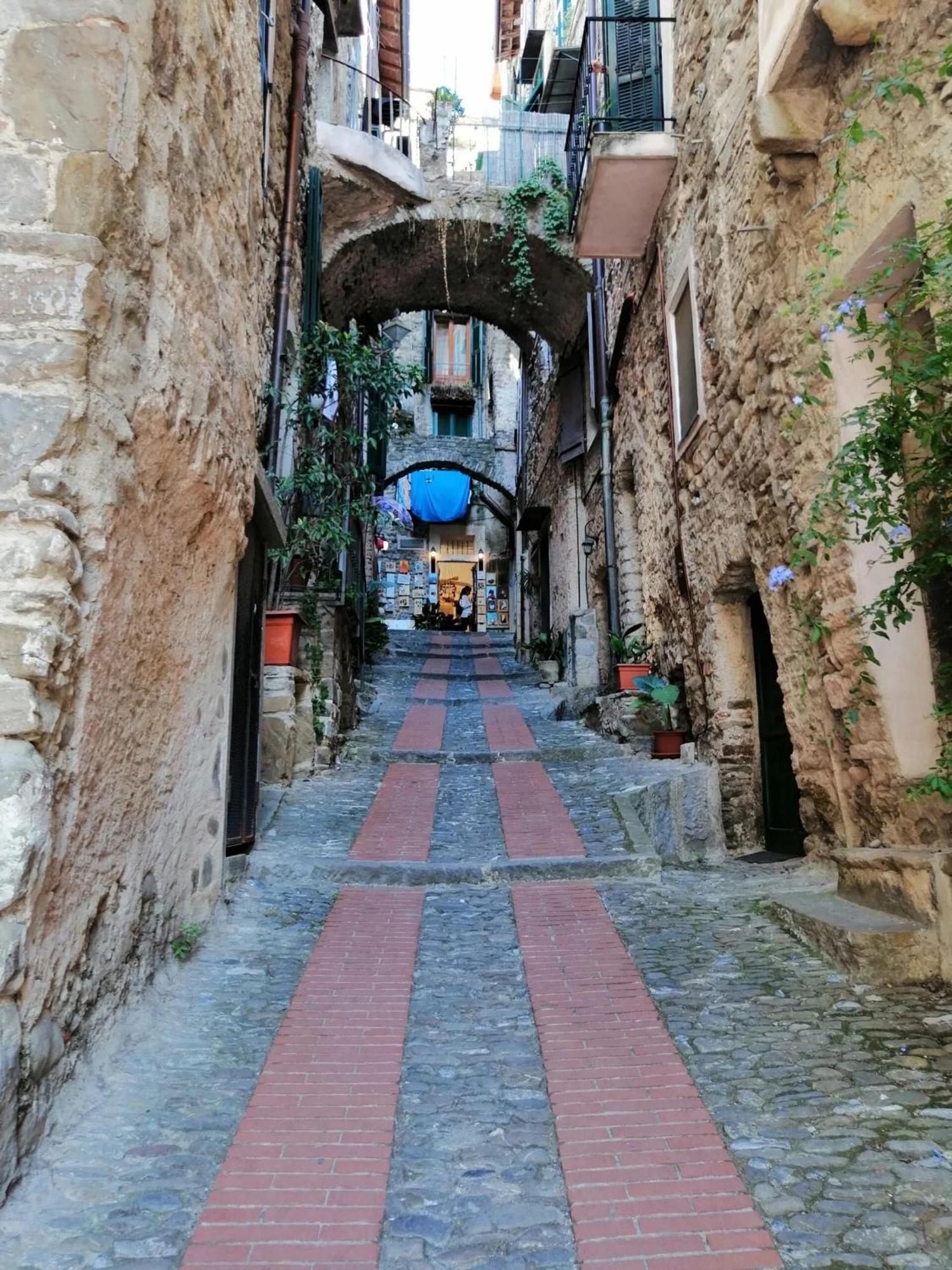 Stecado Caste - Dimora Storica Nel Cuore Del Paese Dolceacqua Dış mekan fotoğraf